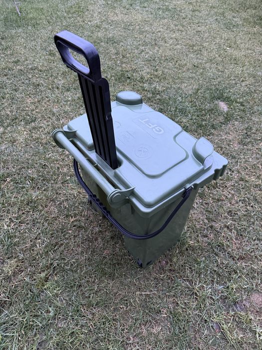 Пластмасов контейнер за съхранение