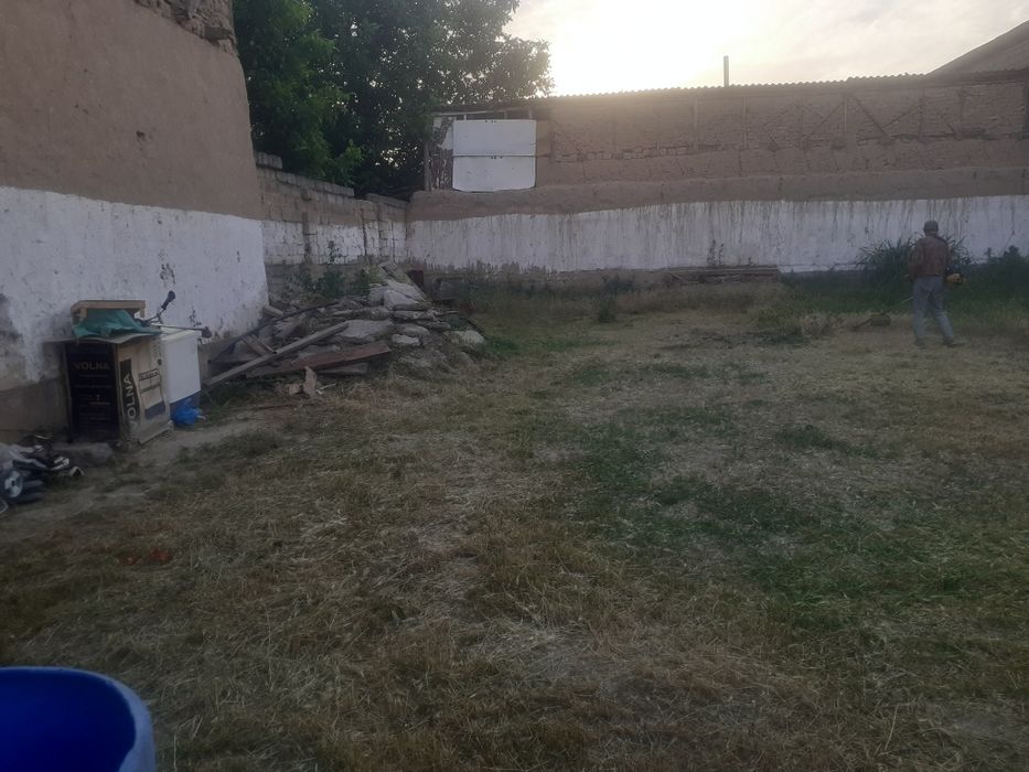 УЙ сотилади участка