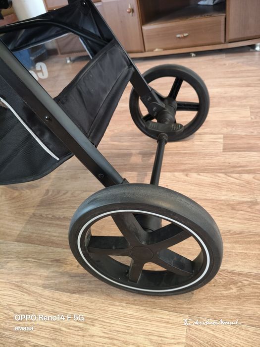 Коляска детская, новая.