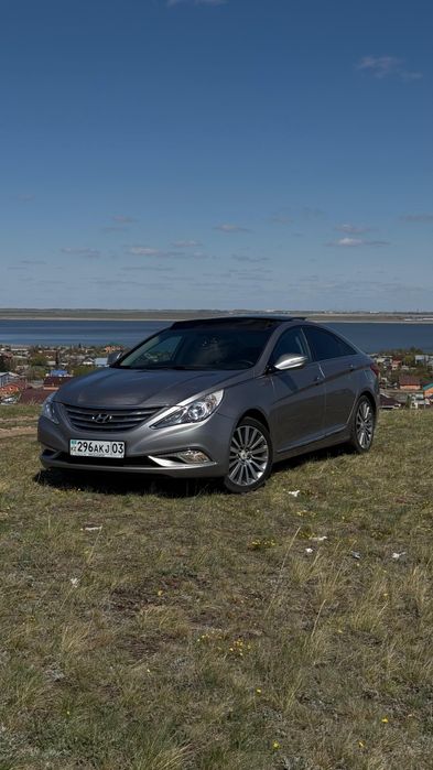 Hyundai Sonata YF шестиступка!!!