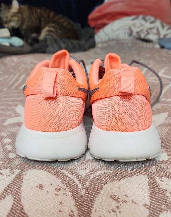 Оригинални дамски маратонки Nike