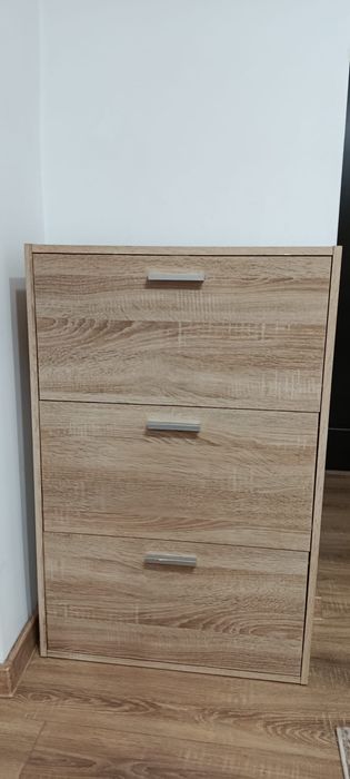 Dulap de papuci  (papucar)