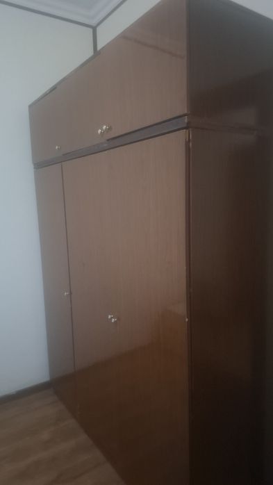 Uy mebellari. Shkaf. Spalniy komplekt, oshxona 6 talik stol stul