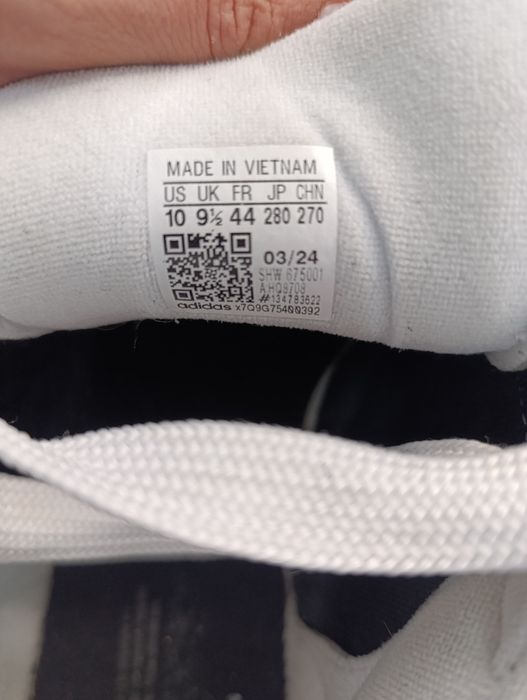 Adidas capus marimea 44