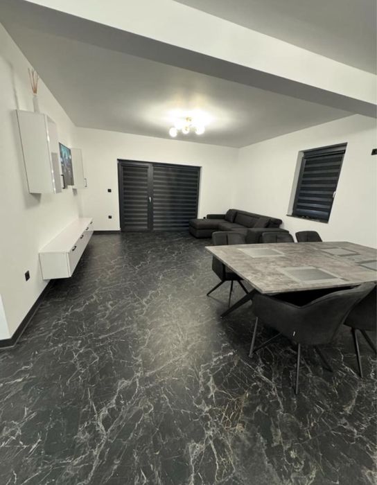 Vand casa str. Giulia