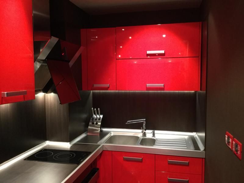 Дава се под наем Двустаен апартамент в София, Хладилника - 55 кв.м за 670 € - Снимка #3