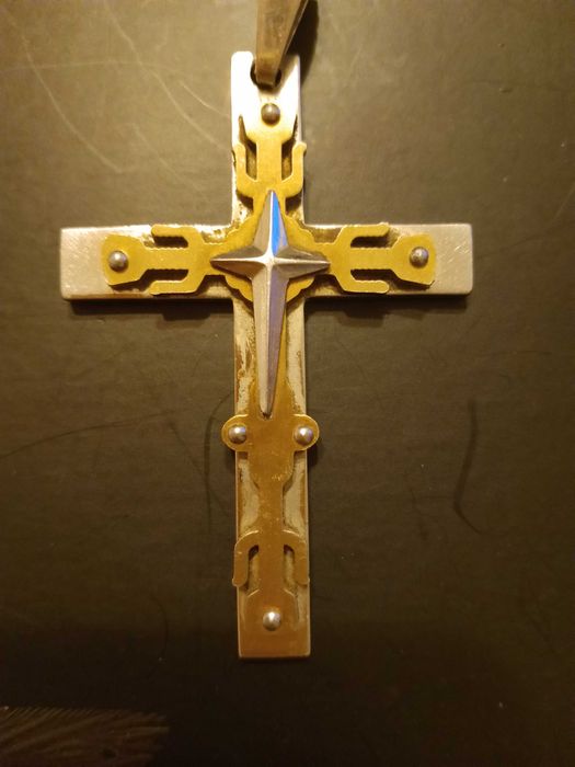 Кръст от медицинска стомана