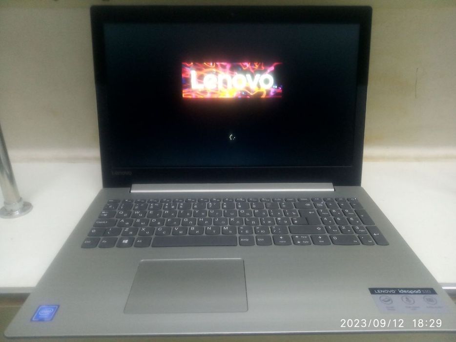 LENOVO Platinum Grey