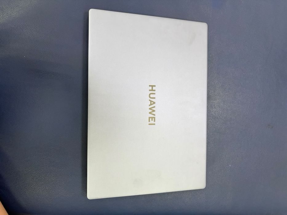 Продам ноутбук Huawei