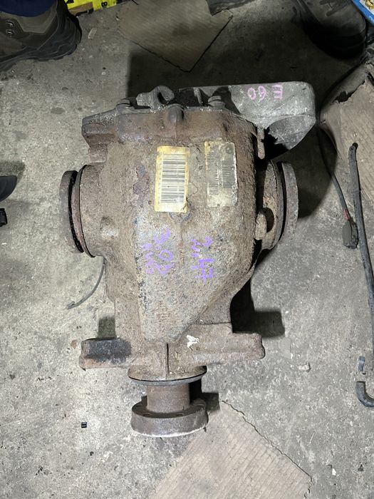 Grup diferential spate BMW E60 E61 530d  3.0 diesel raport 2.47