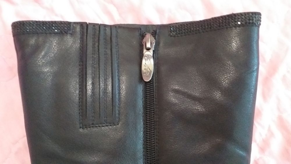 Сапоги жен. 40р. Кожа, цыгейка