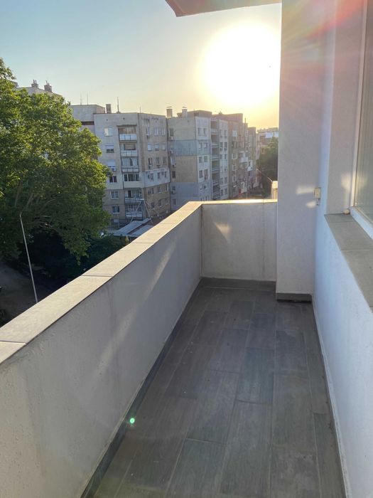 Продава се Тристаен апартамент в Силистра, Север - 65 кв.м за 1354 €/кв.м - Снимка #5
