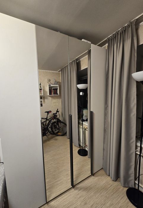 Продам шкаф с зеркалами