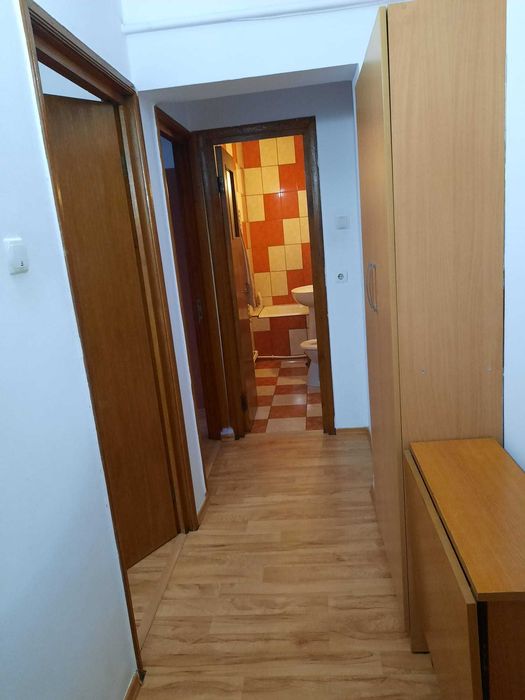 Schimb apartament cu două camere, cu apartament cu 3-4 camere!
