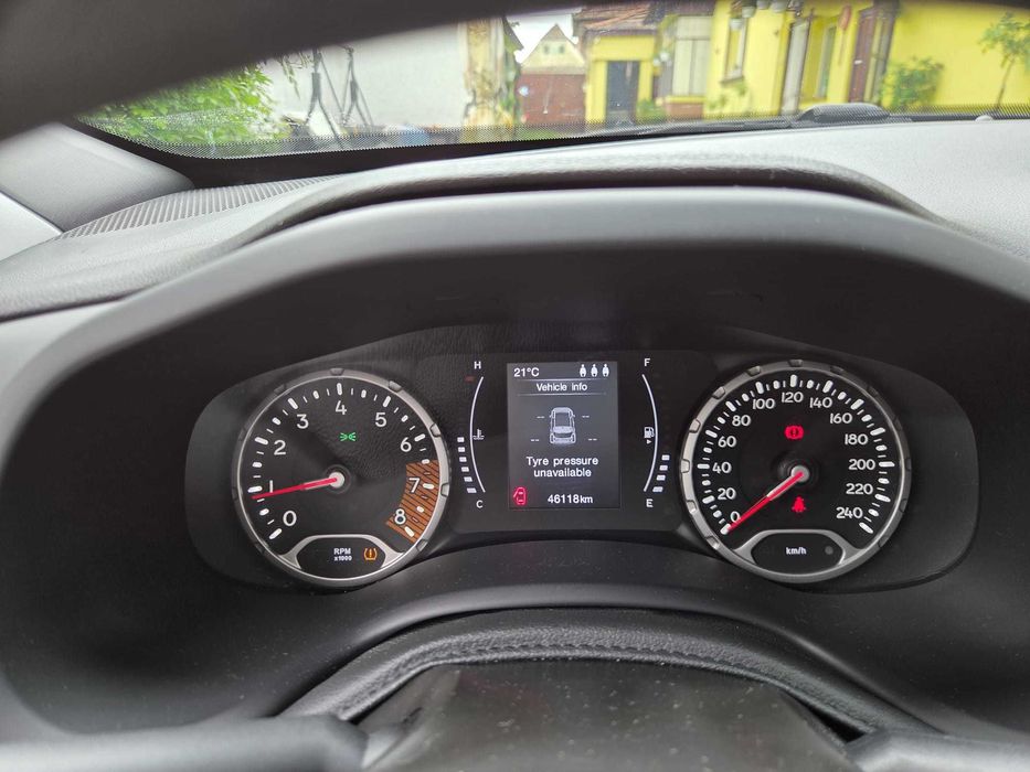 SUV Jeep Renegade Sport 2020, 999 cm3 Turbo, 120 cp, 46000 km,