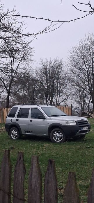 Vând Land Rover 1