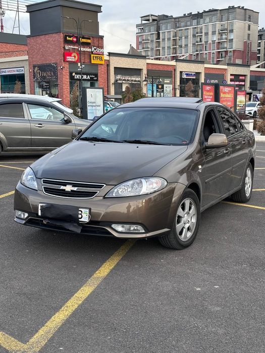 13000, 2023 getira nasiya savdoga sotamiz