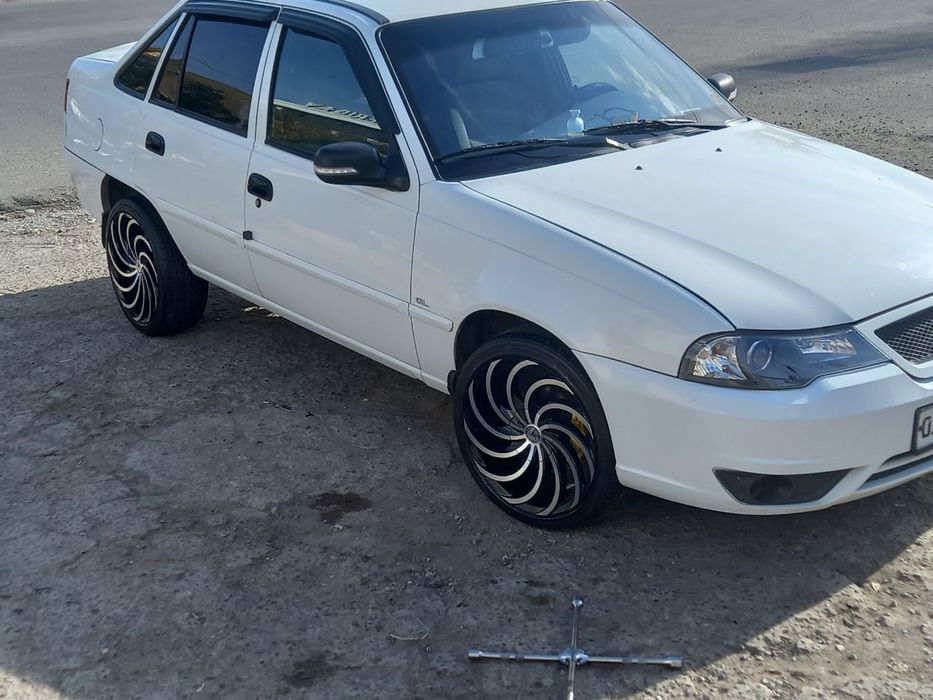 Prodayotsa Nexia 2 dons 1.6