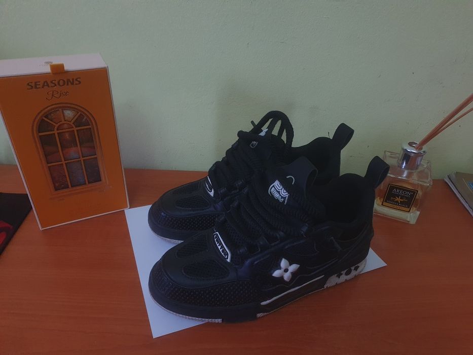 Lv skate black 40