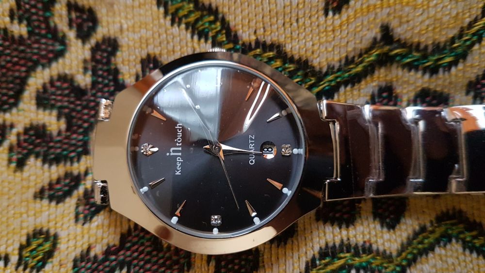 Продам наручные часы KEEP IN TOUCH.