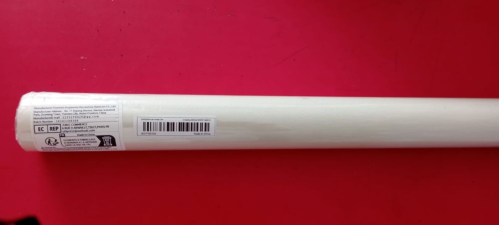 Рулон самоклеющий 4 шт