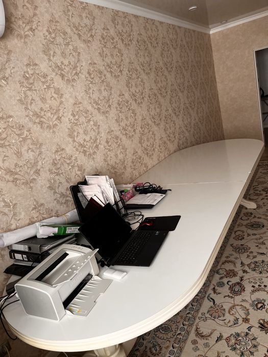 Продам стол 3,5-4