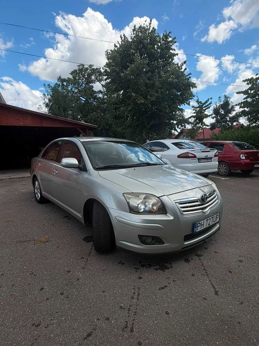 Toyota Avensis T25 - 2.0 D4D 126 cai - 2006 - Al doilea proprietar de noua!