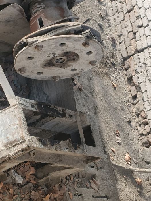 Дробилка срочно  сотилади