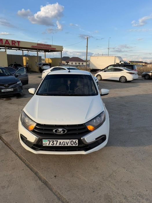 Продам машину Granta