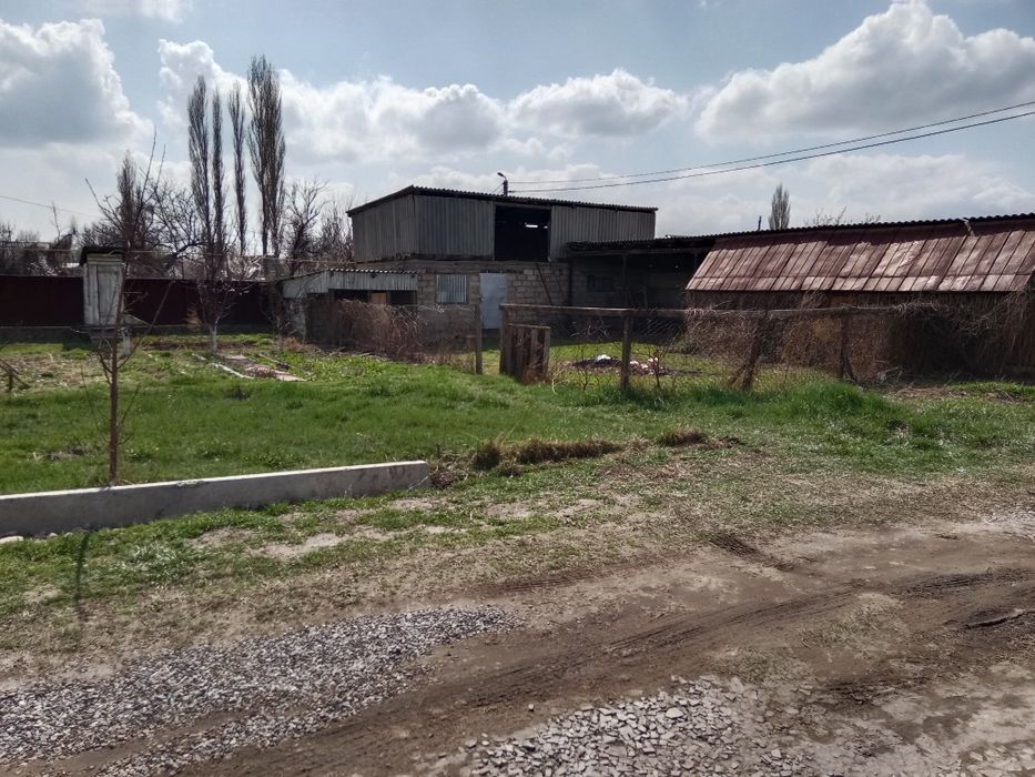 продам участок огорожен