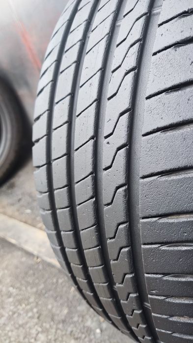 2бр. летни гуми 215/45/16 Firestone, dot24
dot21
6.7mm
Добро състояние