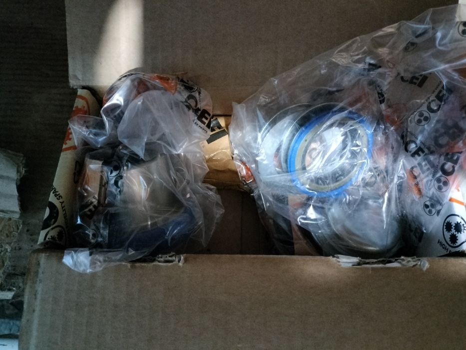 Pivot Man TGL și set bucșe stabilizatoare.