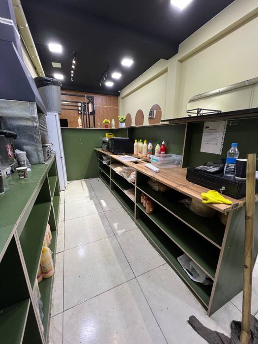 Fast food uchun tayyor mebel sotiladi
