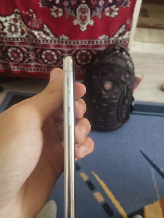 обменяю айфон Х