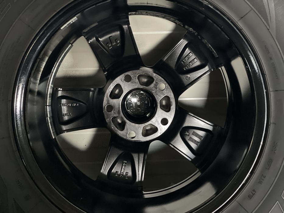 Vand jante aliaj Dezent TH Black + Anvelope all season Goodyear