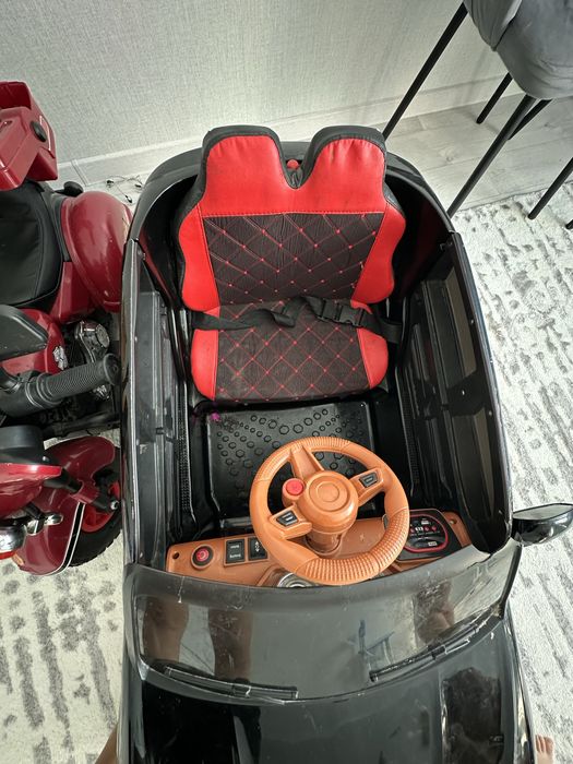 Продам машину . Требует вложений