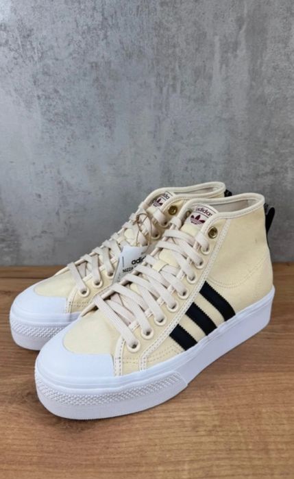 Produs nou cu etichetă - Nr. 39