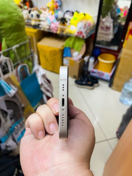 iPhone 13 256gb akb 100%