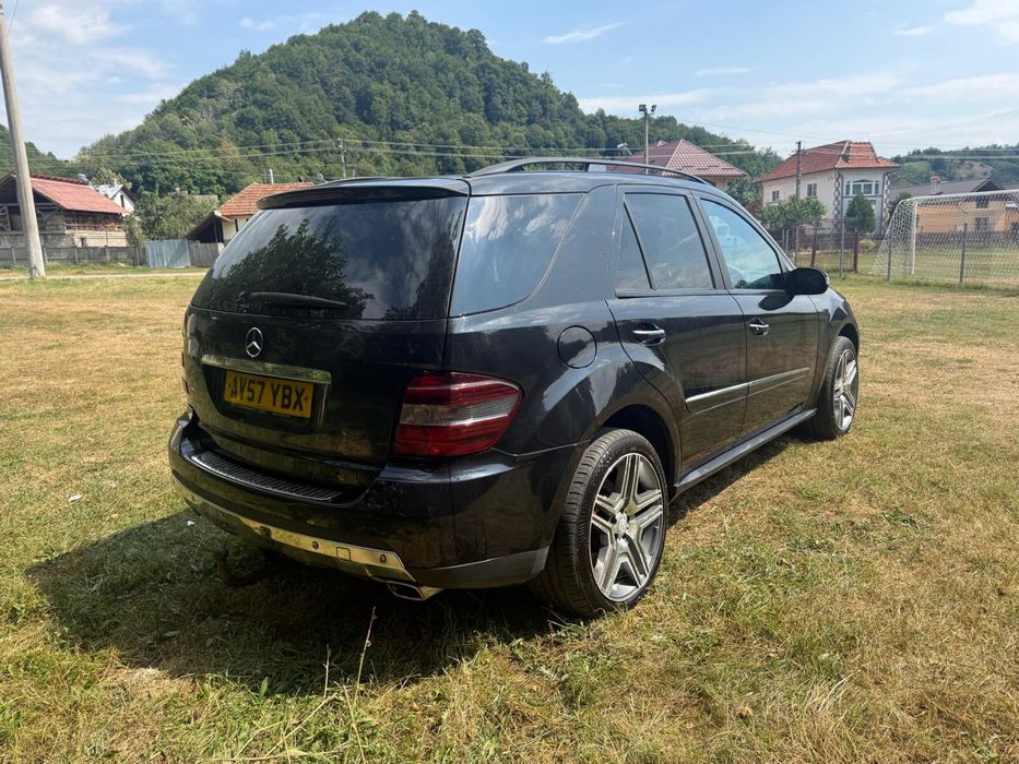 Mercedes. Ml 320 volan deapata