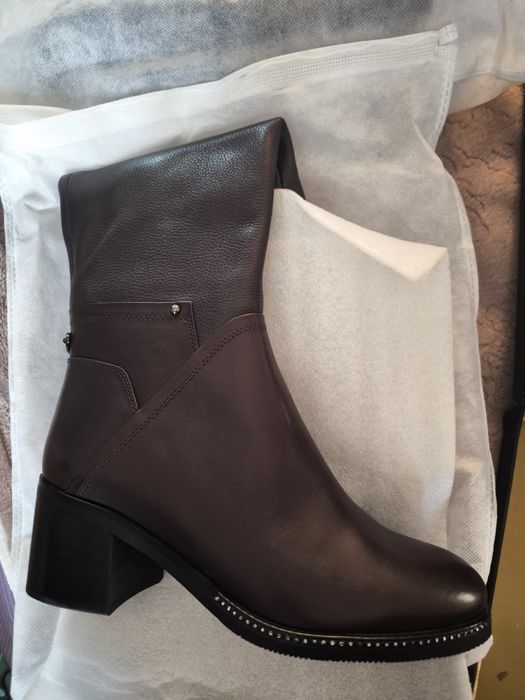 Продам сапоги женские