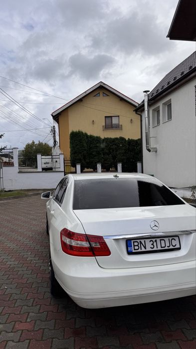 MERCEDES-BENZ E-Class 2012 — imagine 3