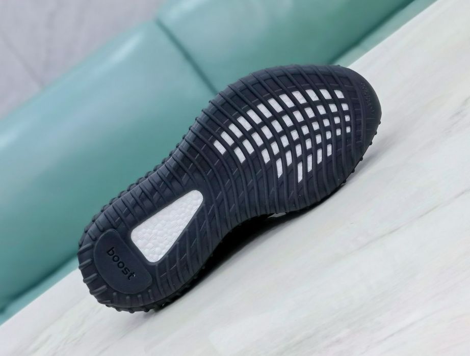 Adidas Yeezy Boost 350 V2 "Black Reflective”(42-45)