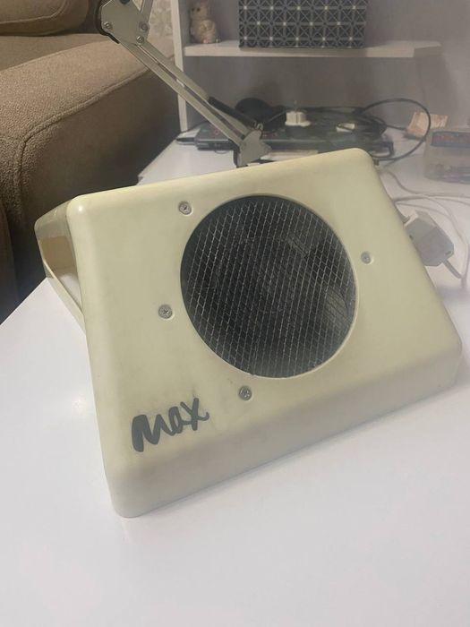 Маникюрный вентилятор