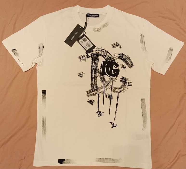 Vand tricou nou de barbati