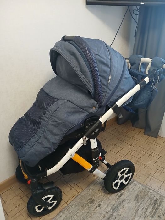 Коляска адамекс 3 в 1