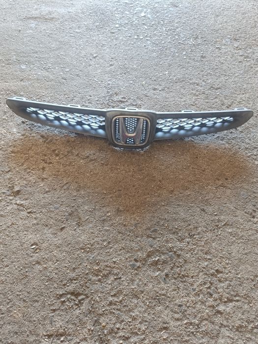 Решетка за предна броня за Хонда джаз!