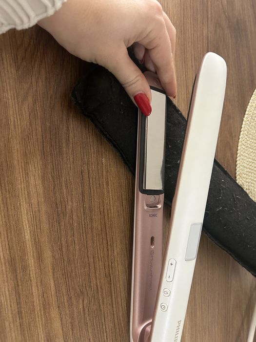 Преса за коса Philips Moisture protect IONIC