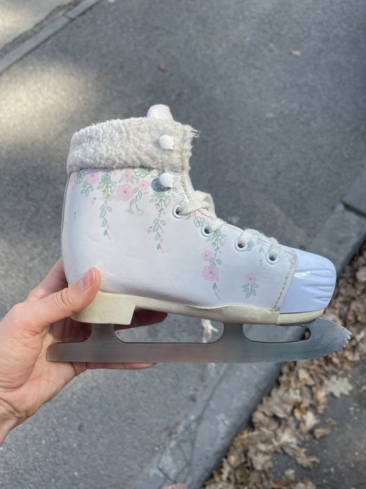 Коньки растущие, состояние хорошее 28-32