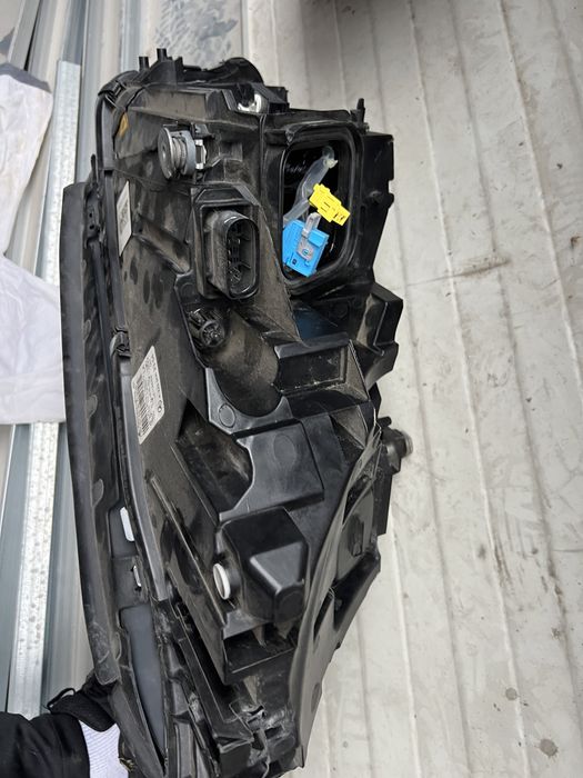 Far stanga dreapta Mercedes S W222 / cu defecte