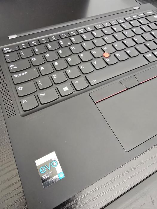 Ultrabook Lenovo X1 Carbon Gen 9, i5, 16GB, 512GB, Touch, 20XXS24E1H